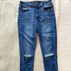 High waisted blue jeans